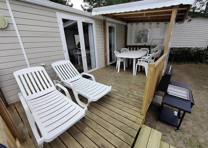 Mobile 4 Pers Bois Dormant 494 * Saint-Jean-de-Monts