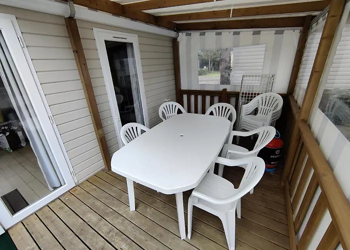 Campsite Mobile 4 Pers Bois Dormant 494