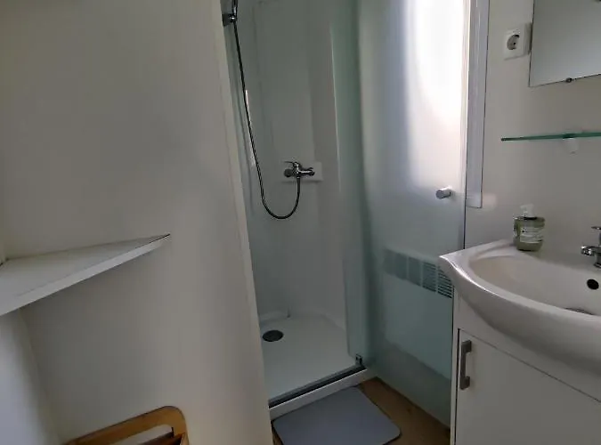 Campsite Mobile 4 Pers Bois Dormant 494